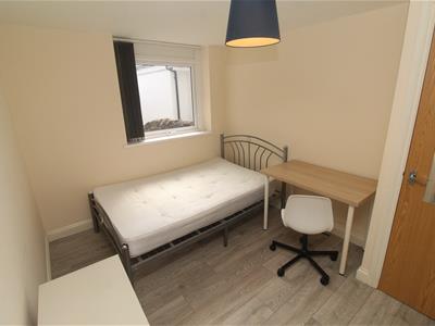 Picture 10